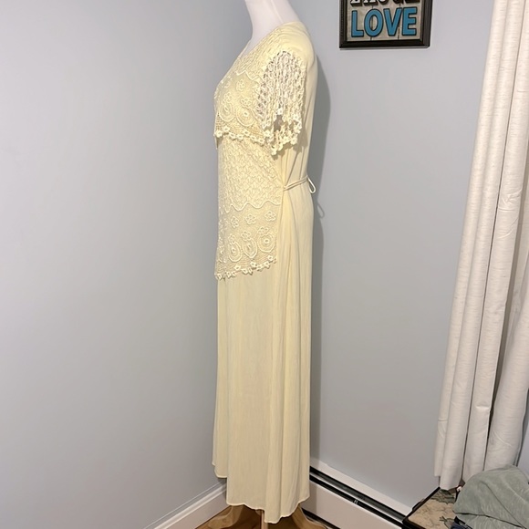 Vintage Magnet Art by Lynn Yang Yellow Embroidered Lace Maxi Dress Size Small - Picture 6 of 15